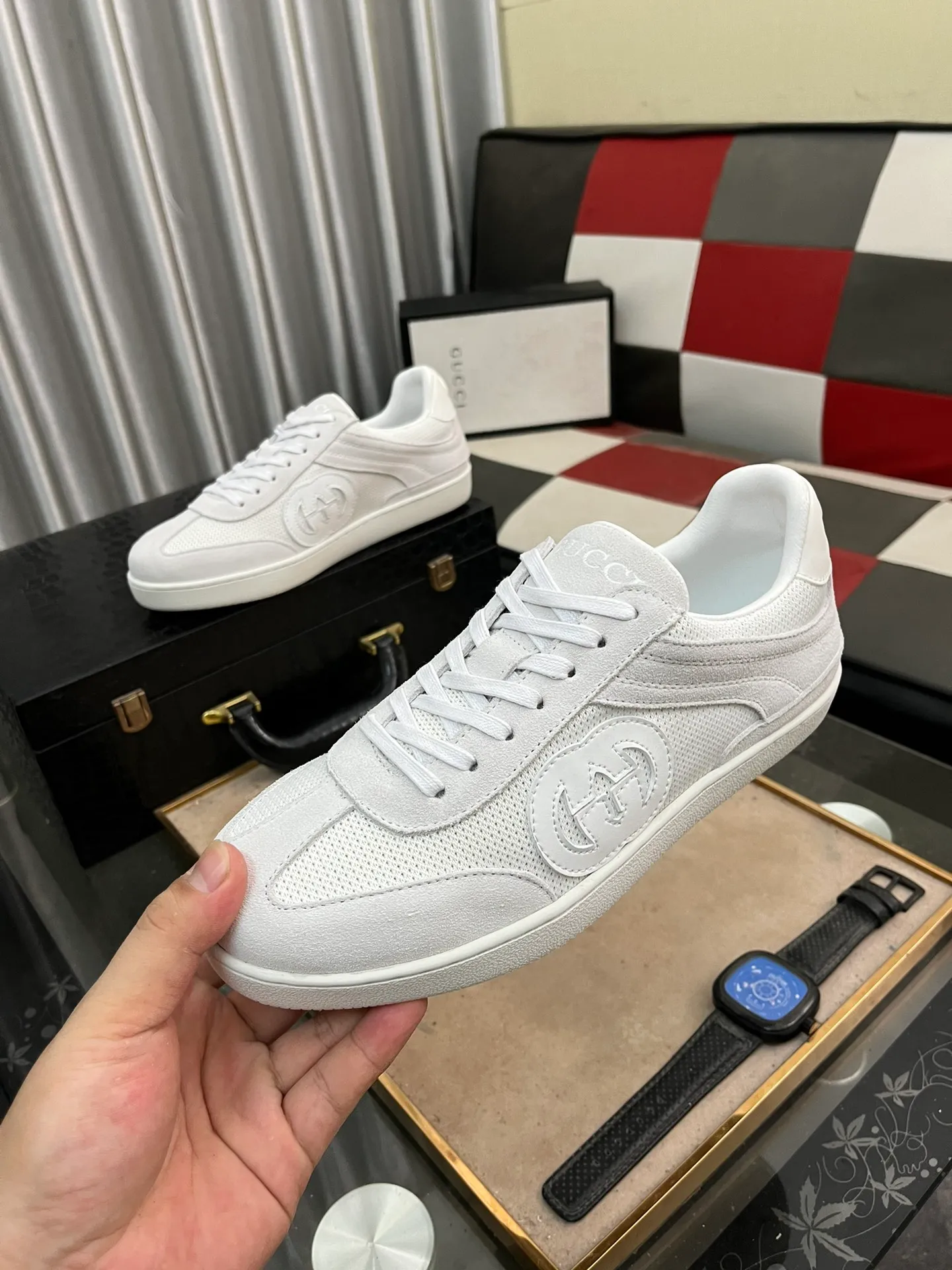 Men's shoes💰380⌚️⌚️[GUCCI] Gucci men's casual shoes are absolutely popular🔥The ultimate matching item for trendy men! The charm of super texture is irresistible, the main recommendation, the flower leather color is bright! The upper is made of high-quality cowhide + brand printed fabric, sheepskin feet, wear-resistant rubber sole, noble and elegant! Extremely comfortable🎁🎁You can be as handsome as you want💪 38-447️⃣colors available
